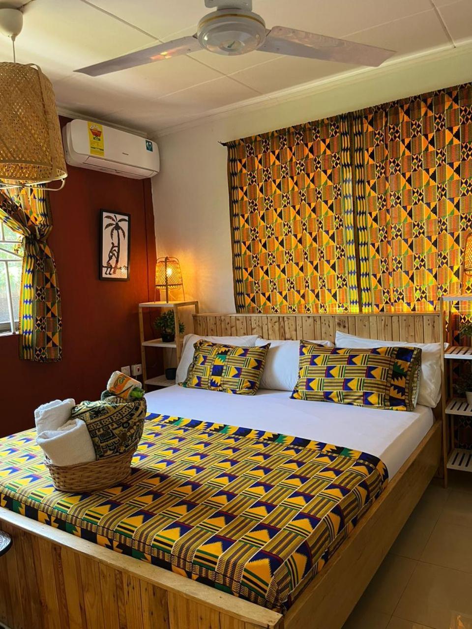 African Treasure Beach Resort Kokrobite Exterior foto